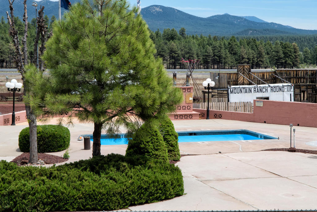 Mountain Ranch Resort At Beacon Hill Williams Kültér fotó