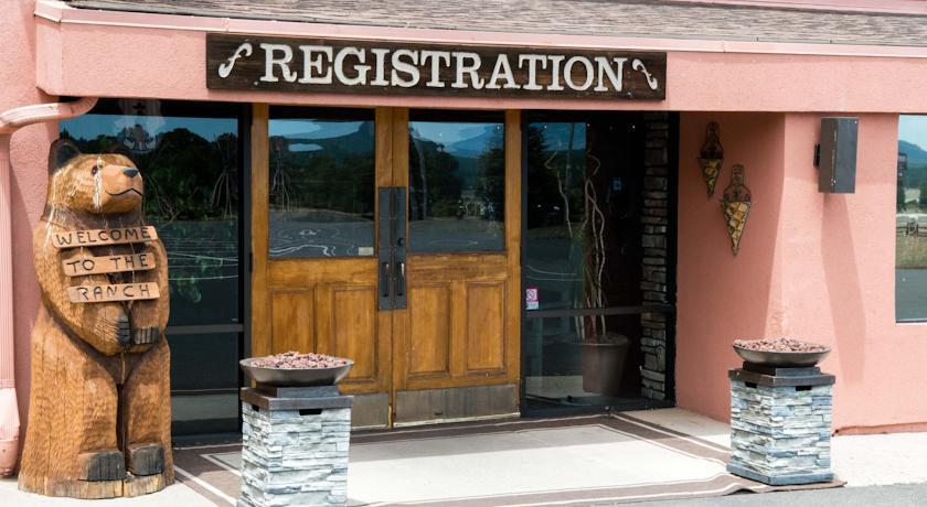 Mountain Ranch Resort At Beacon Hill Williams Kültér fotó