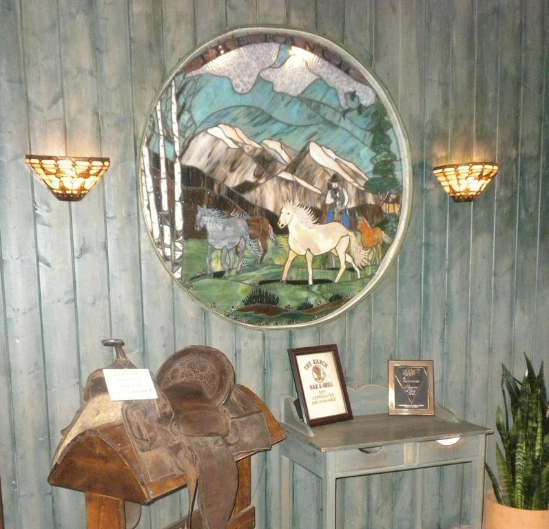 Mountain Ranch Resort At Beacon Hill Williams Kültér fotó